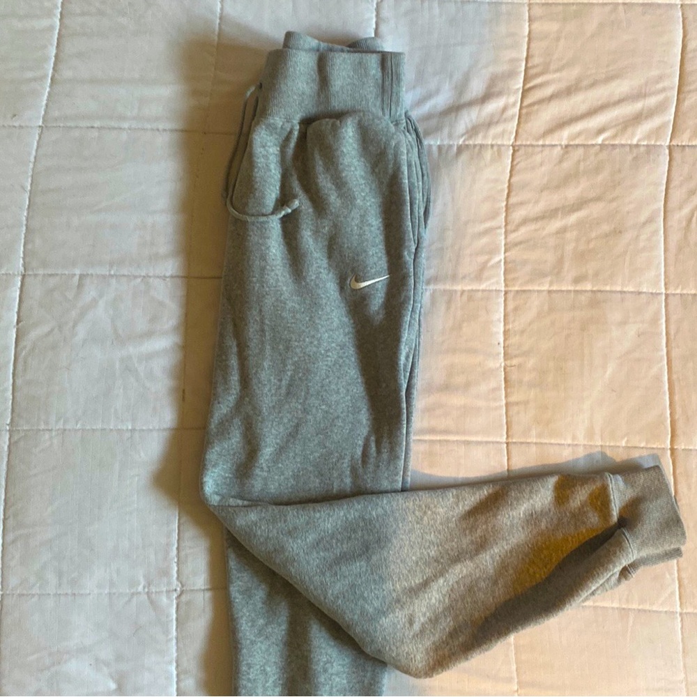 Nike Grey Joggers Women’s Size M Tall